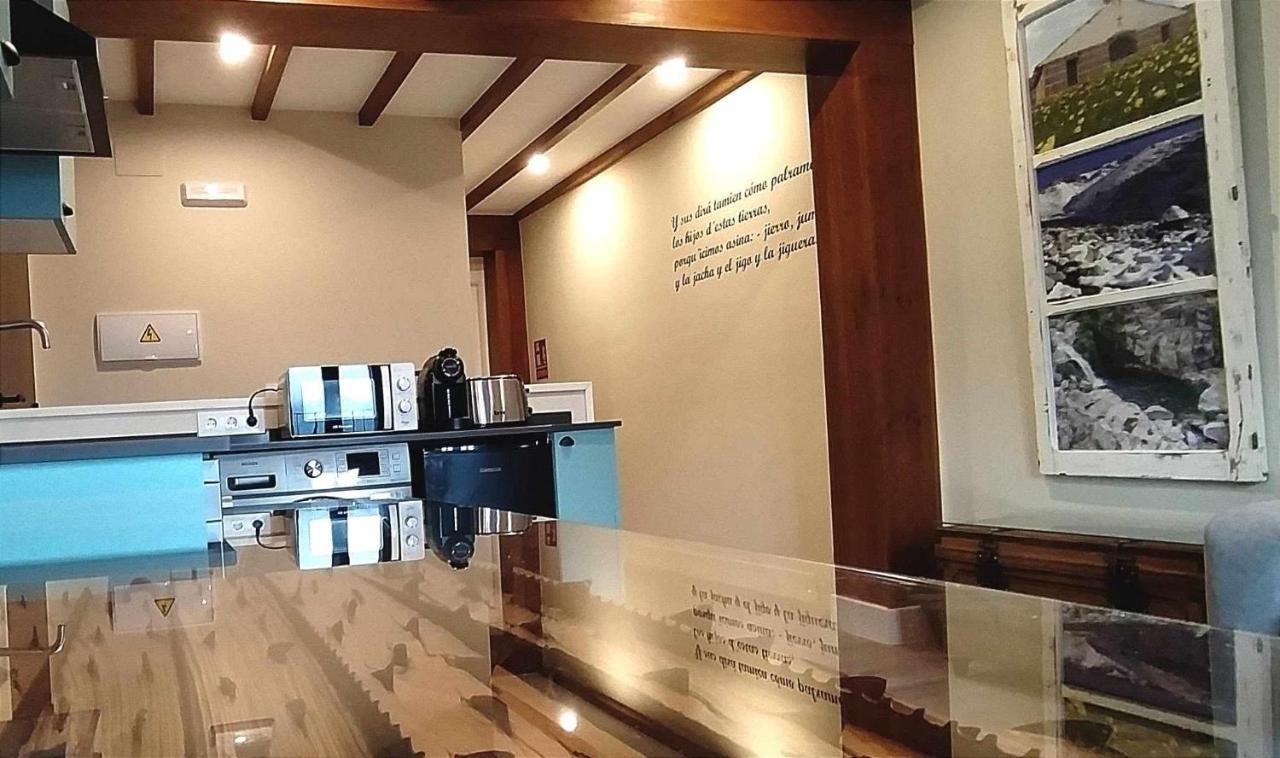 Apartamentos La Rosa Y El Pastor Guijo de Santa Bárbara Dış mekan fotoğraf